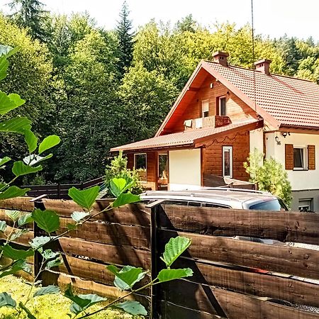 Ferienwohnung Przystanek Lesna Targanice Exterior foto